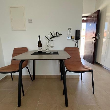 Papho'S Mare Apts Paphos Exteriér fotografie