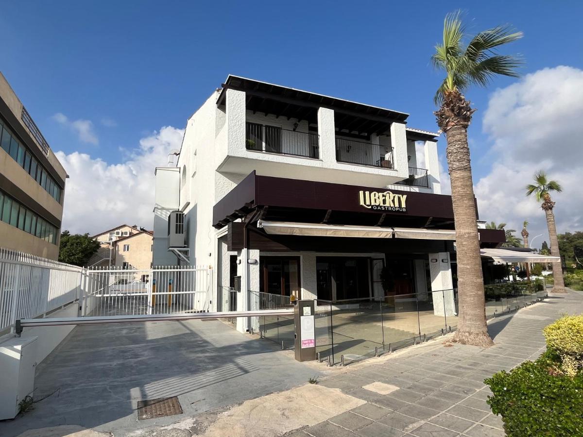 Papho'S Mare Apts Paphos Exteriér fotografie