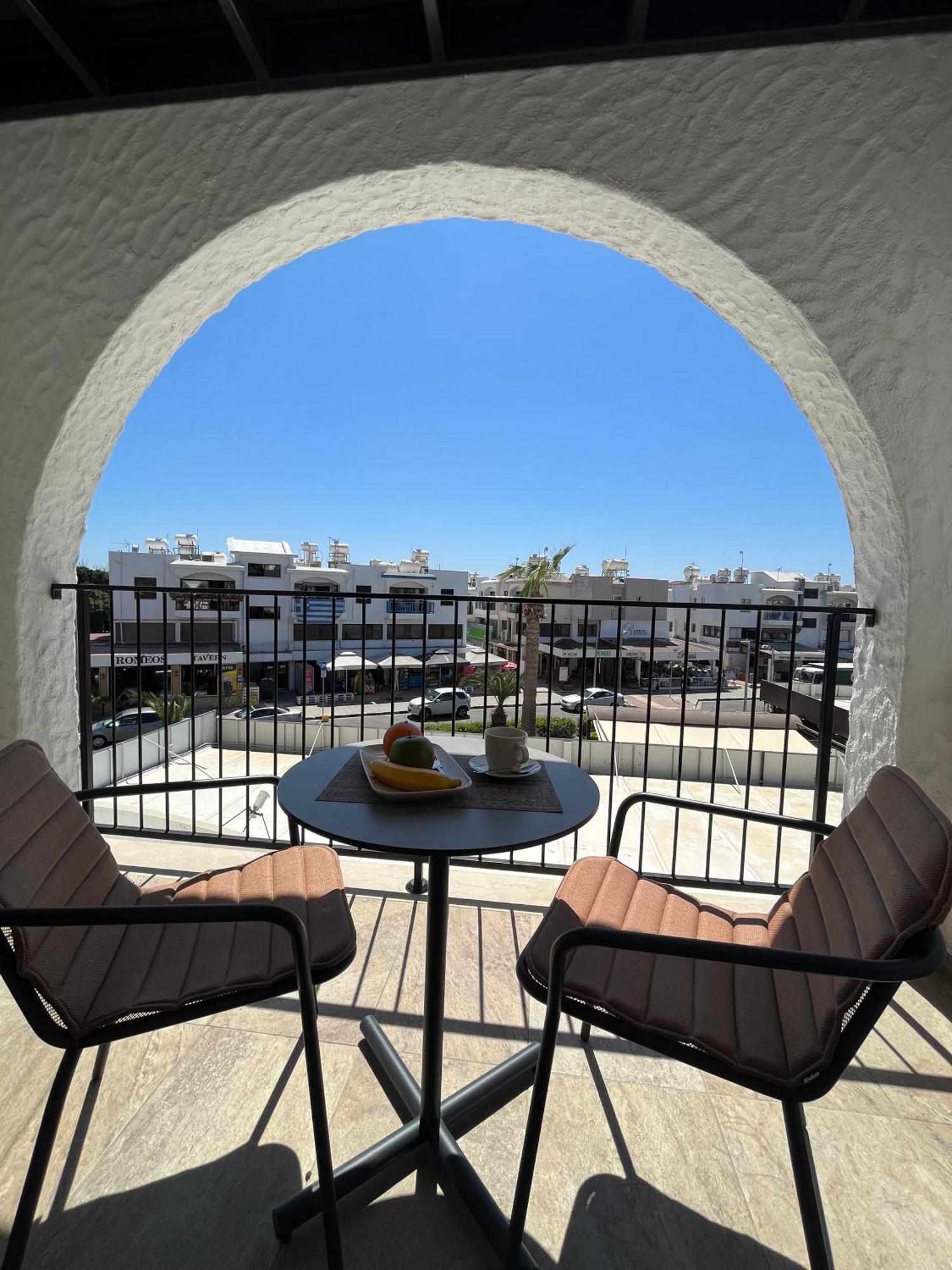 Papho'S Mare Apts Paphos Exteriér fotografie